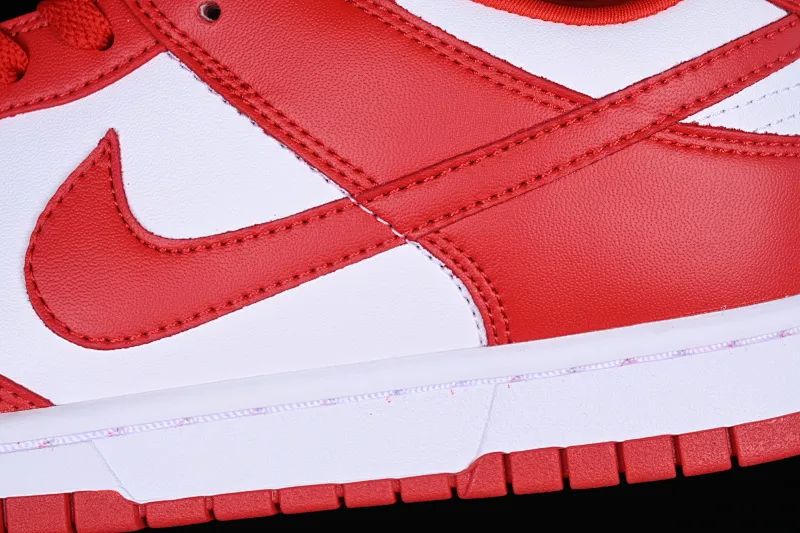 All Categories Nk SB Dunk Series Nk SB Dunk Low Low-top Sneakers Nk Dunk Low SB "University Red" White and Red Dunk Series First Layer Low-top Casual Sports Skateboard Shoes CU1727-100